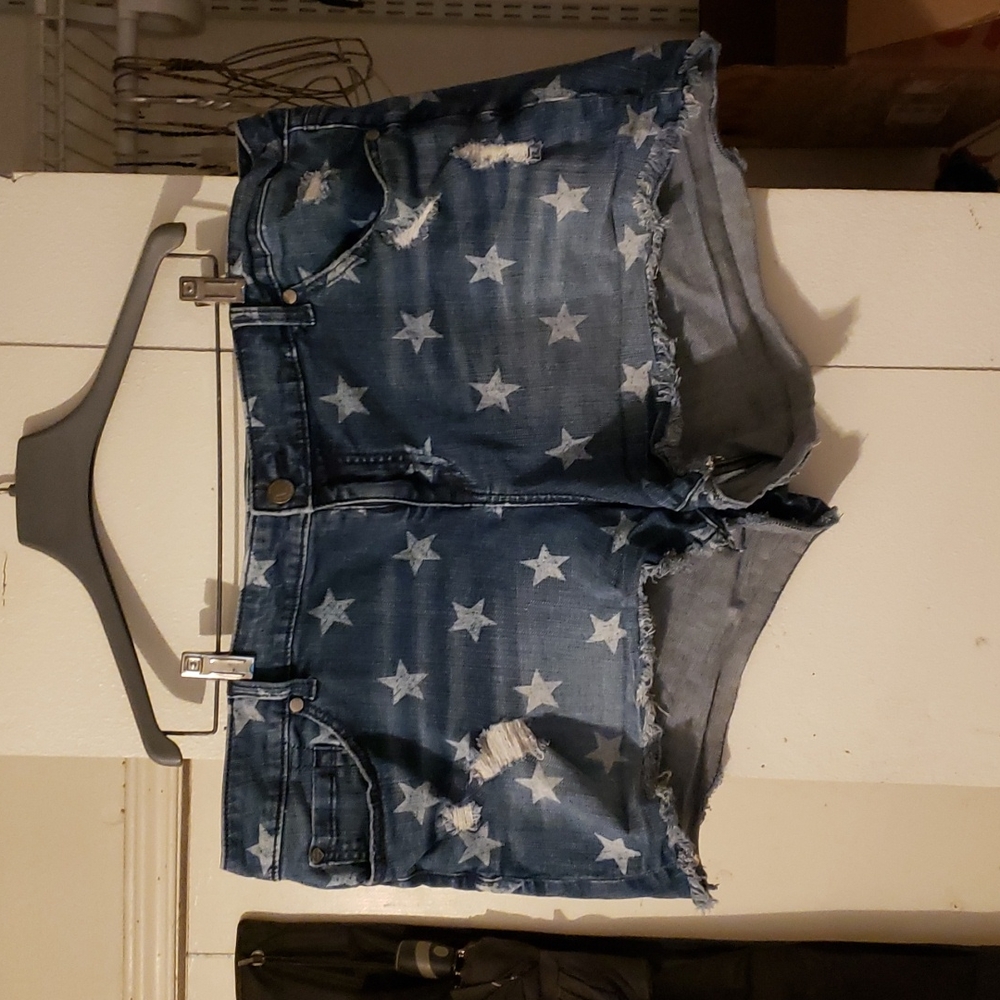 Star jean shorts